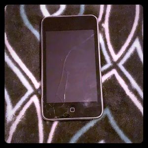 iPod touch with black and red phone case:)